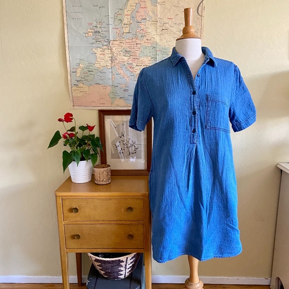 J. Crew Dresses & Skirts - J. Crew Chambray Shirtdress